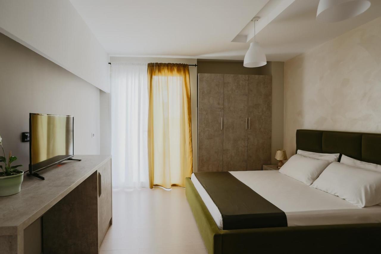 Hotel Miki Durrës Zewnętrze zdjęcie